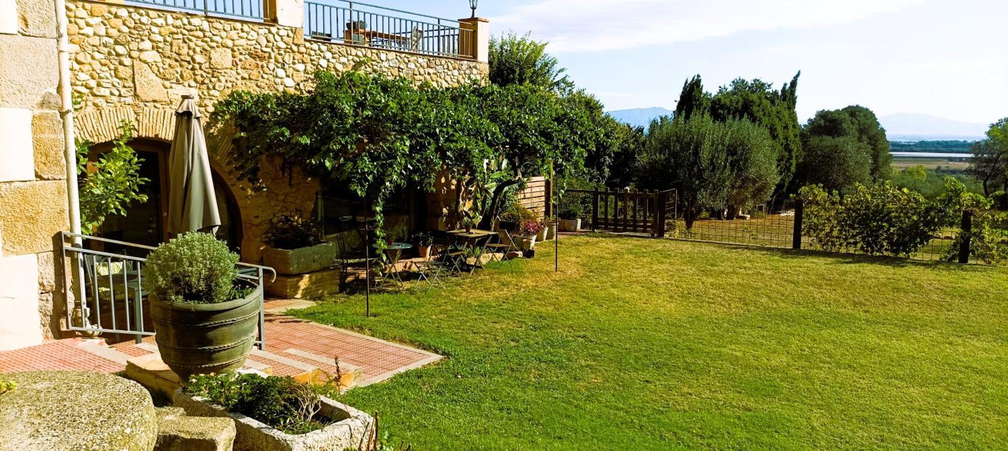 La Masia Costa Brava -Adults Only Garrigas Luaran gambar
